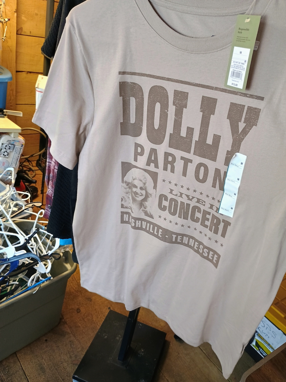 Dolly Parton Graphic Tee - Taupe Short Sleeve Shirt Bin 28